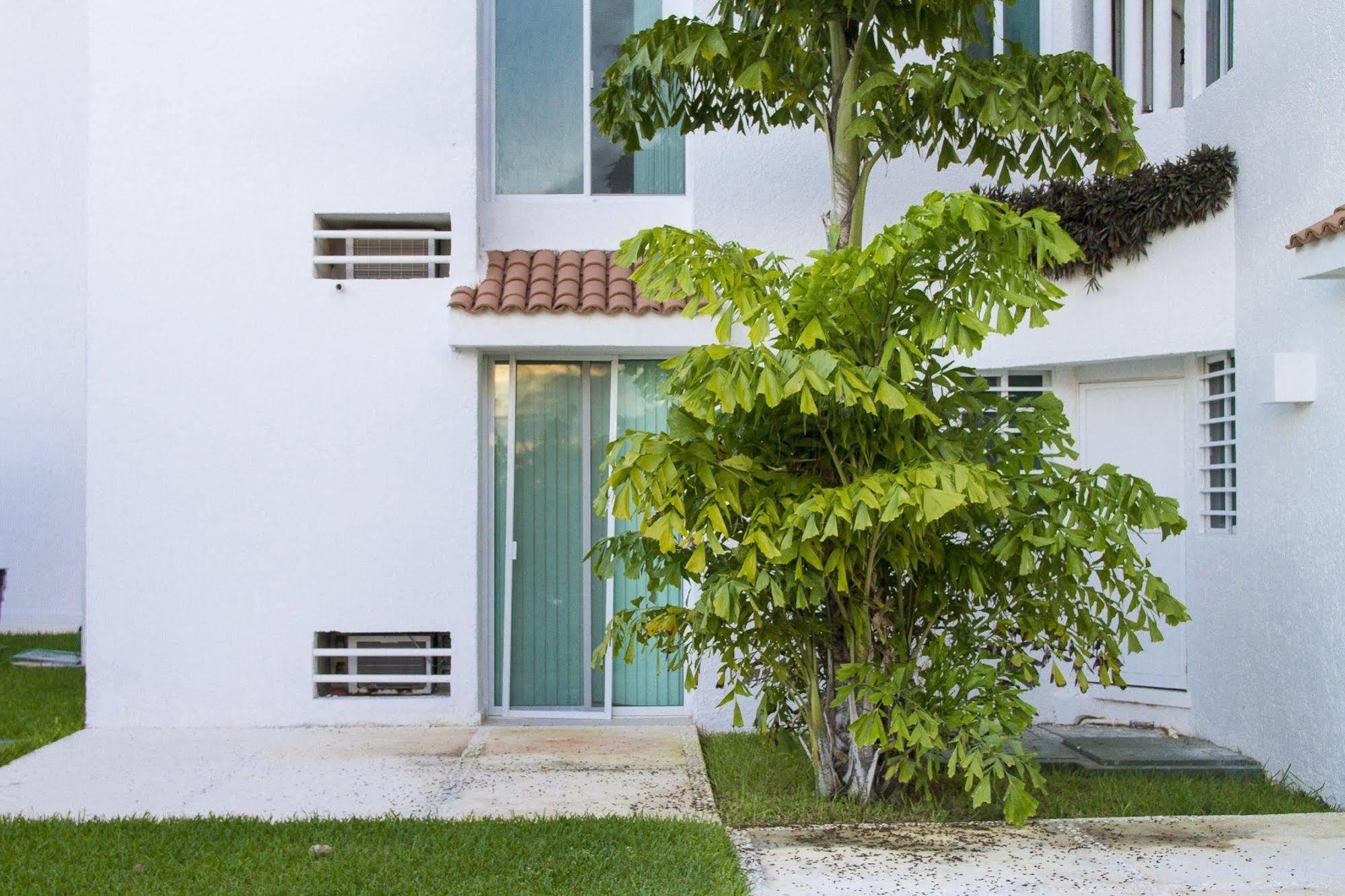 Las Gaviotas Hotel & Suites Cancun Ngoại thất bức ảnh